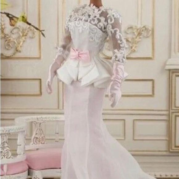 BARBIE SILKSTONE Fashion Model Collection - Evening Gown Barbie Doll - Picture 4 of 8